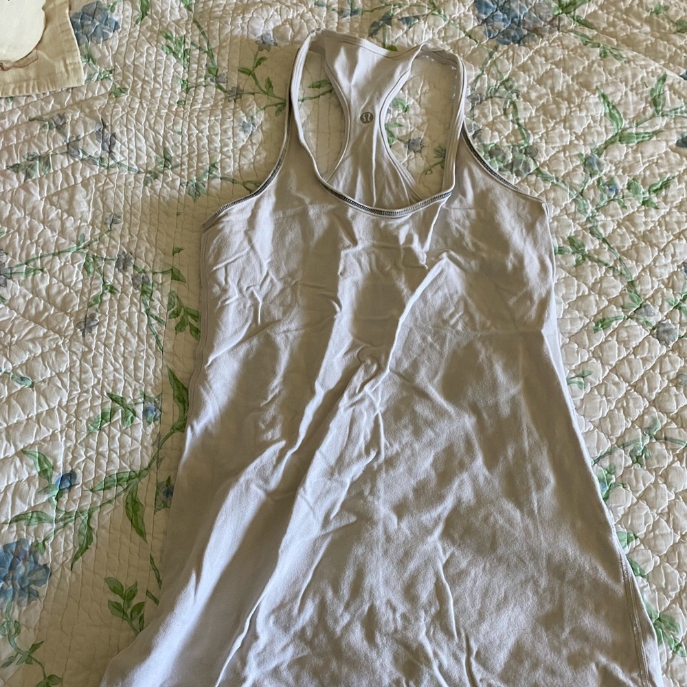 Lululemon tank top